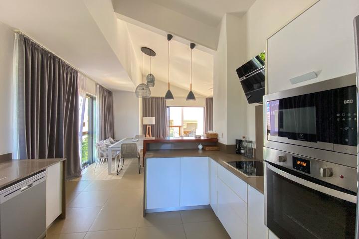 AZURI – Penthouse de prestige à louer à long terme à Haute Rive