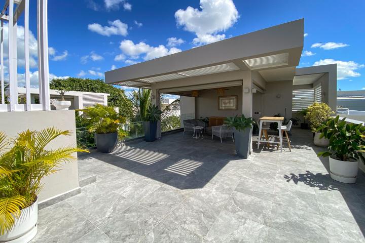 AZURI - prestige penthouse for long-term rental