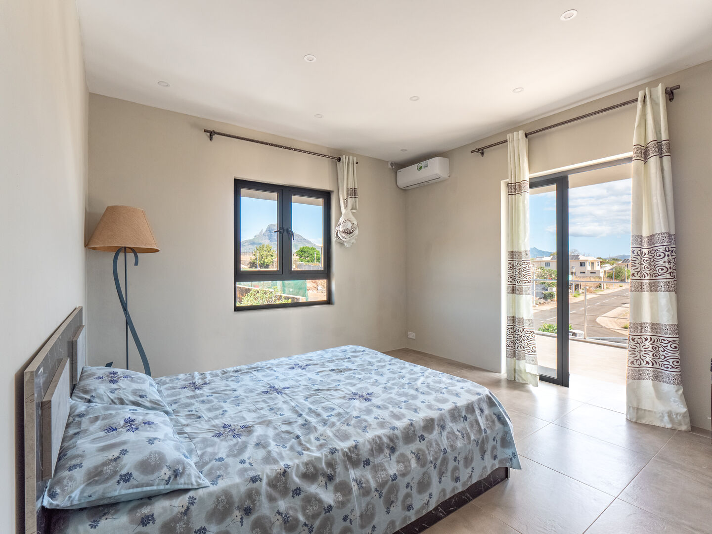 Villa familiale avec piscine et vue mer à louer à Flic en Flac