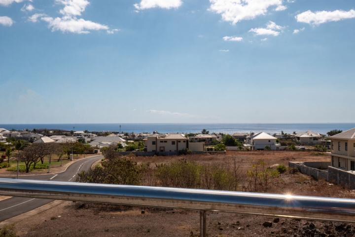 Семейная вилла с бассейном и видом на море в аренду в Flic en Flac