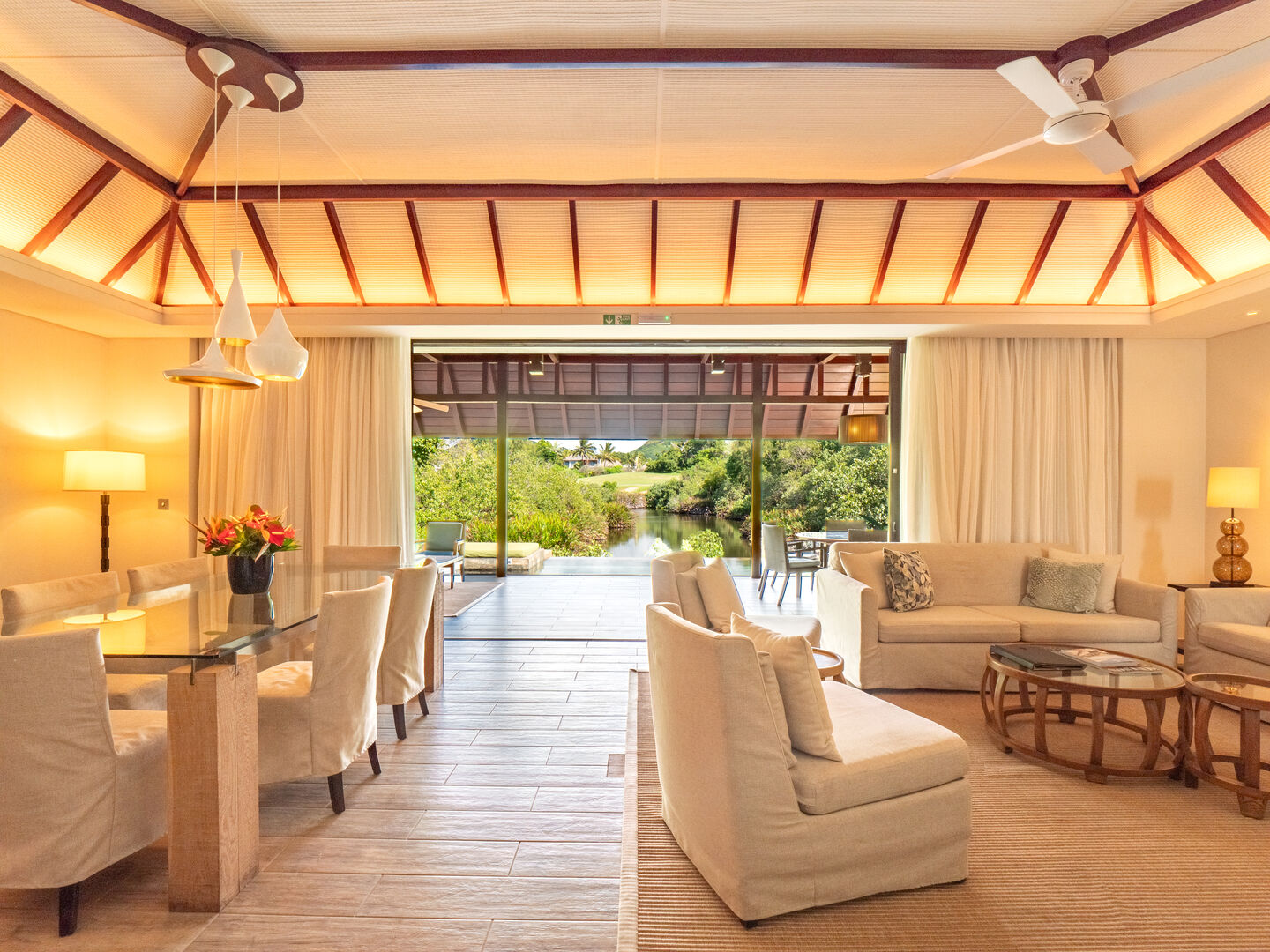 Villa Four Seasons à Anahita avec pool locatif officiel