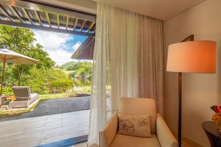 Villa Four Seasons à Anahita avec pool locatif officiel à vendre à Beau Champ