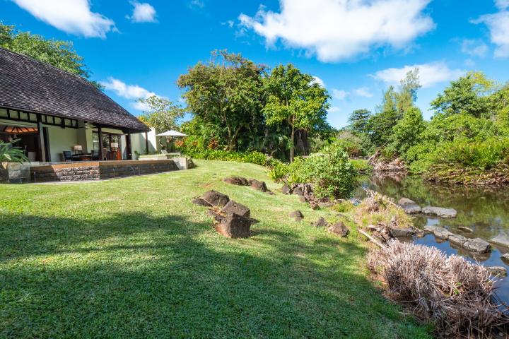 Villa Four Seasons à Anahita avec pool locatif officiel à vendre à Beau Champ