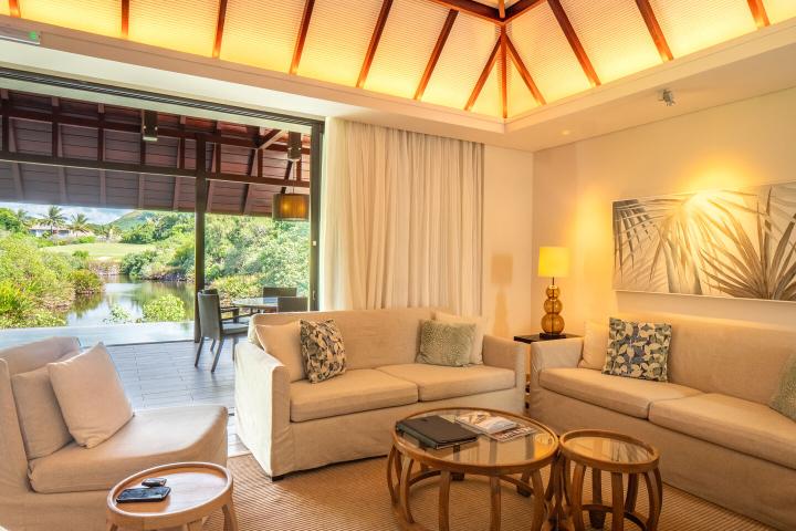 Villa Four Seasons à Anahita avec pool locatif officiel à vendre à Beau Champ