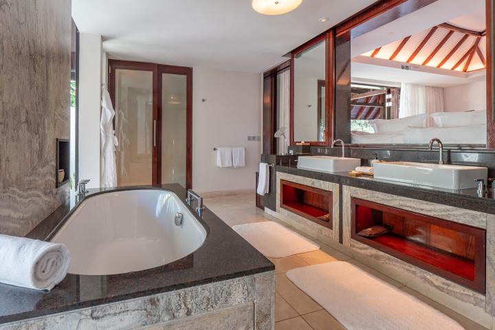 Villa Four Seasons à Anahita avec pool locatif officiel à vendre à Beau Champ