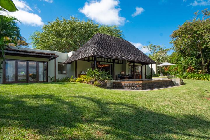 Villa Four Seasons à Anahita avec pool locatif officiel à vendre à Beau Champ