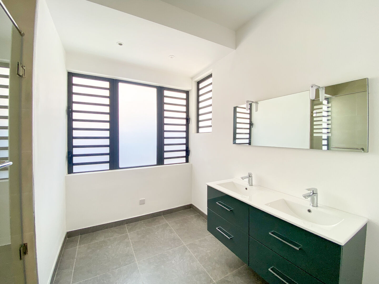 Trou aux Biches – Magnifique Villa moderne meublée 4 chambres ensuite avec piscine privée