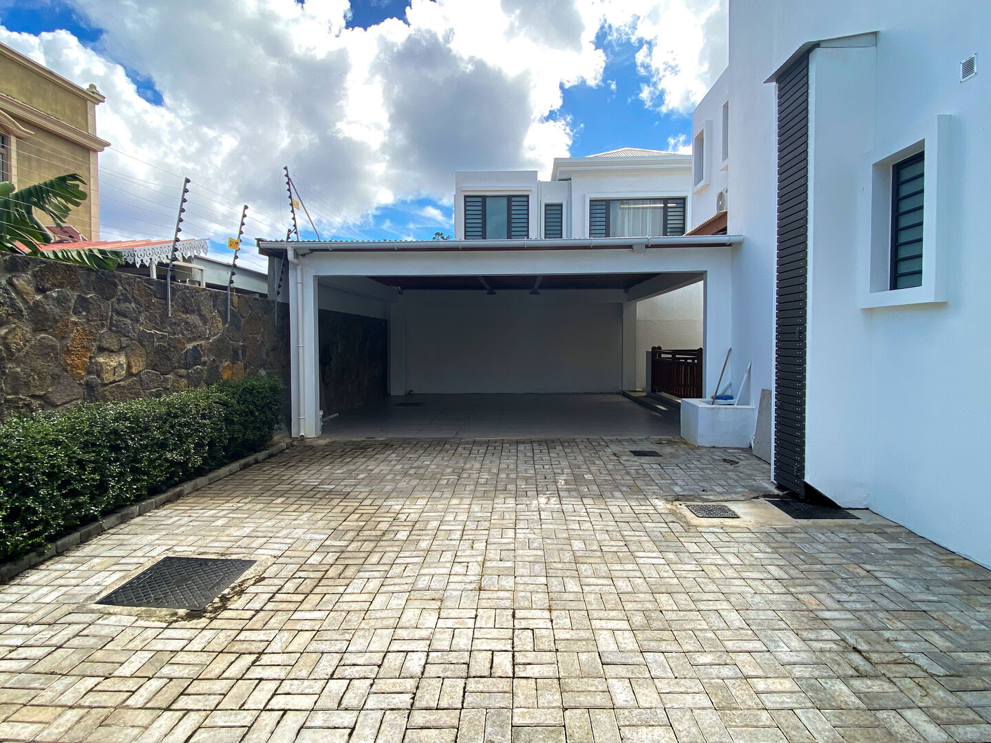 Trou aux Biches – Magnifique Villa moderne meublée 4 chambres ensuite avec piscine privée