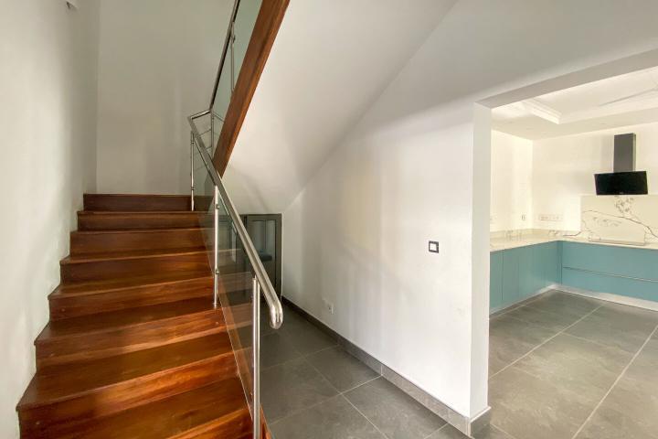 Trou aux Biches – Magnifique Villa moderne meublée 4 chambres ensuite avec piscine privée à louer
