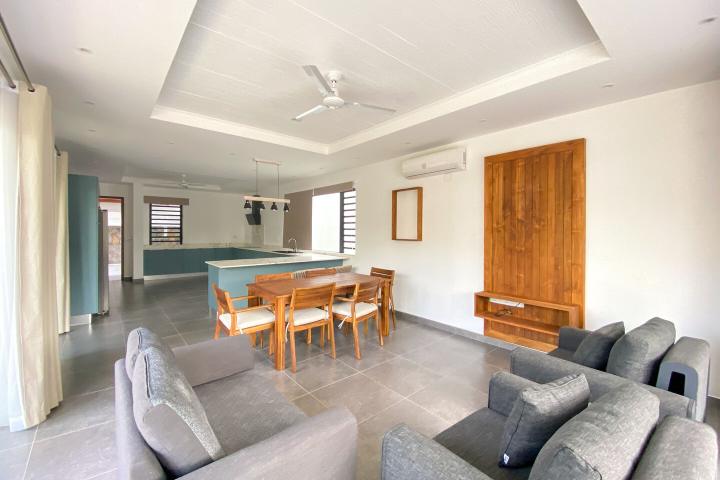 Trou aux Biches – Magnifique Villa moderne meublée 4 chambres ensuite avec piscine privée à louer