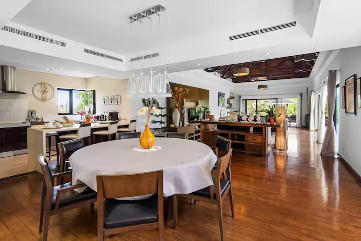 Villa de prestige 4 chambres avec vue mer à vendre à Bel Ombre