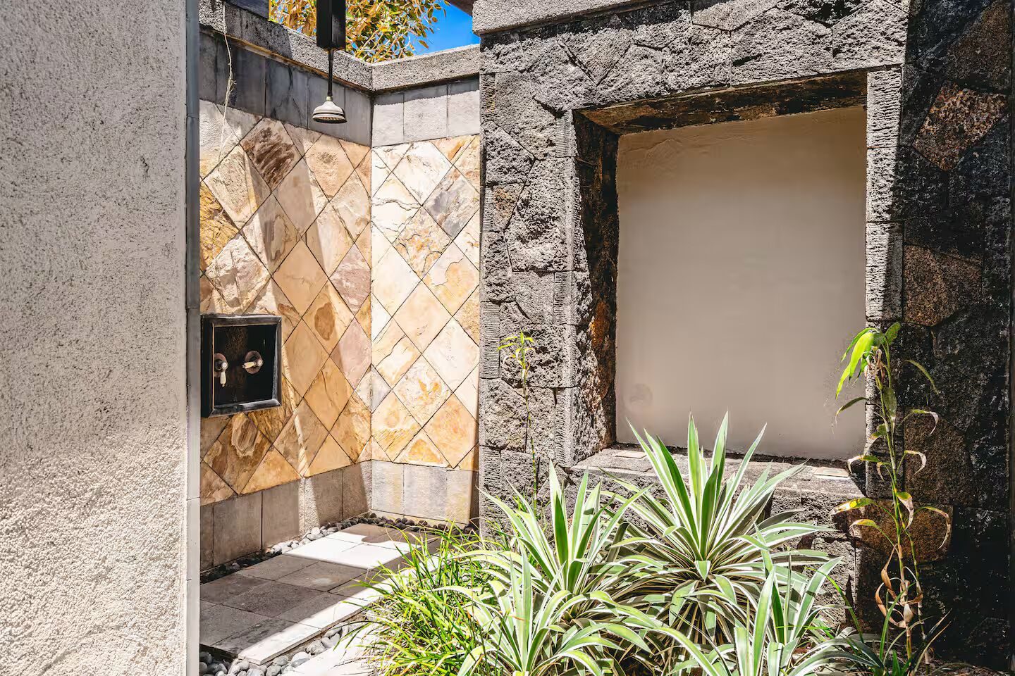 Villa de prestige 4 chambres avec vue mer à vendre à Bel Ombre