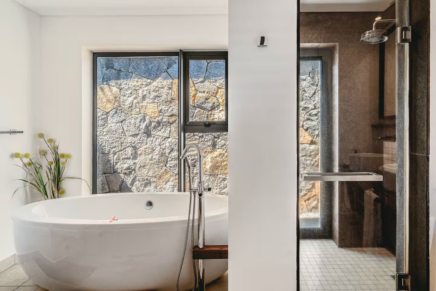 Villa de prestige 4 chambres avec vue mer à vendre à Bel Ombre