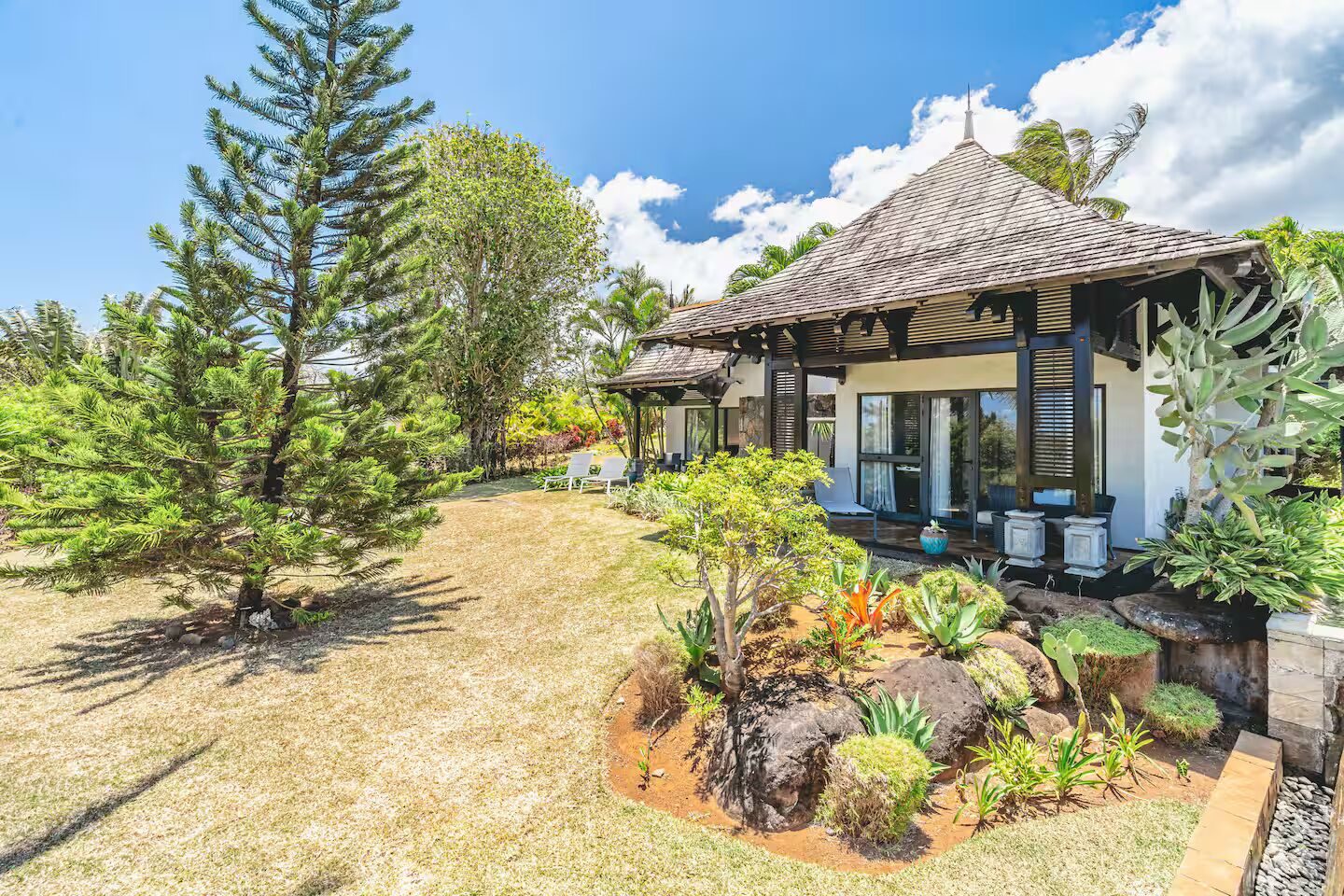 Villa de prestige 4 chambres avec vue mer à vendre à Bel Ombre