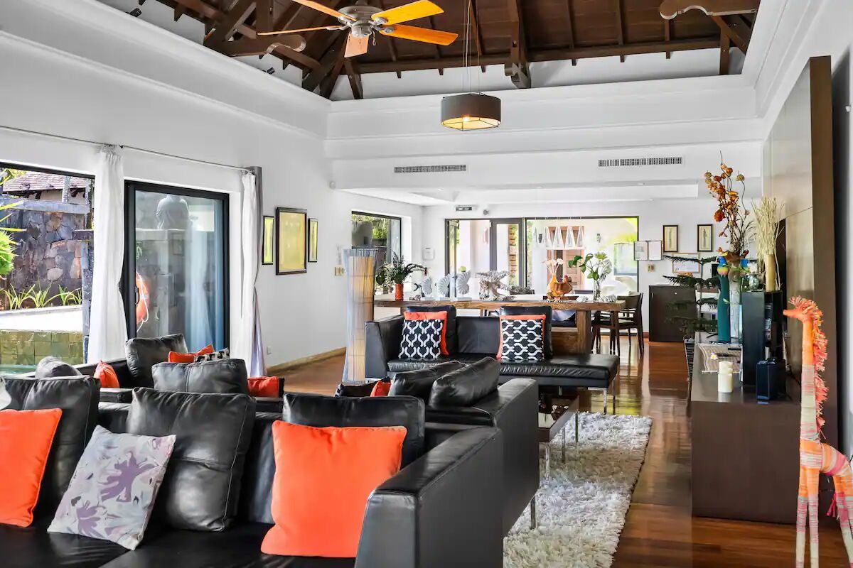 Villa de prestige 4 chambres avec vue mer à vendre à Bel Ombre