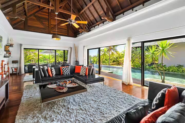 Villa de prestige 4 chambres avec vue mer à vendre à Bel Ombre