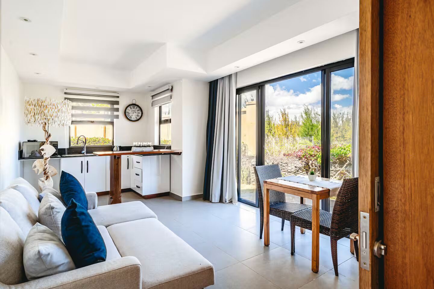 Villa de prestige 4 chambres avec vue mer à vendre à Bel Ombre