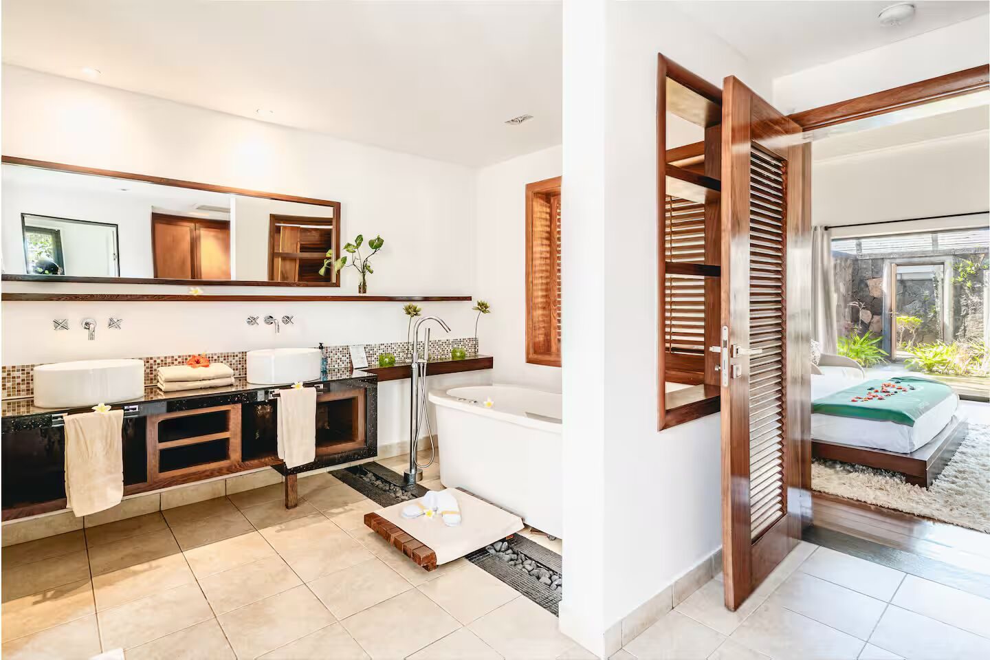 Villa de prestige 4 chambres avec vue mer à vendre à Bel Ombre