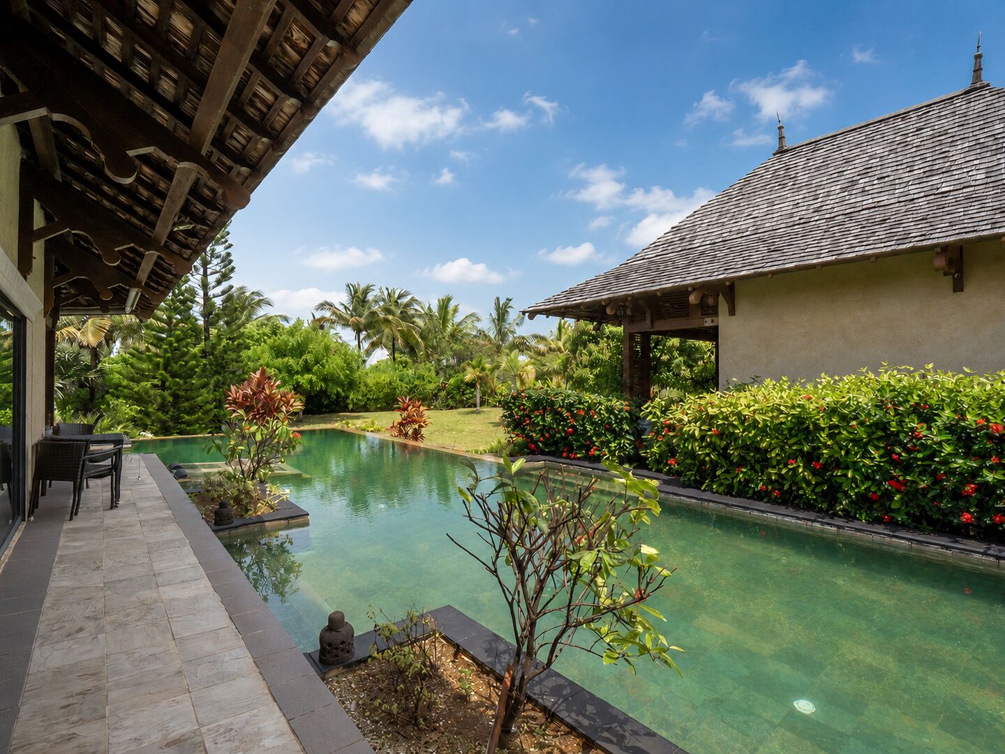 Villa de prestige 3 chambres sur vaste terrain à Bel Ombre