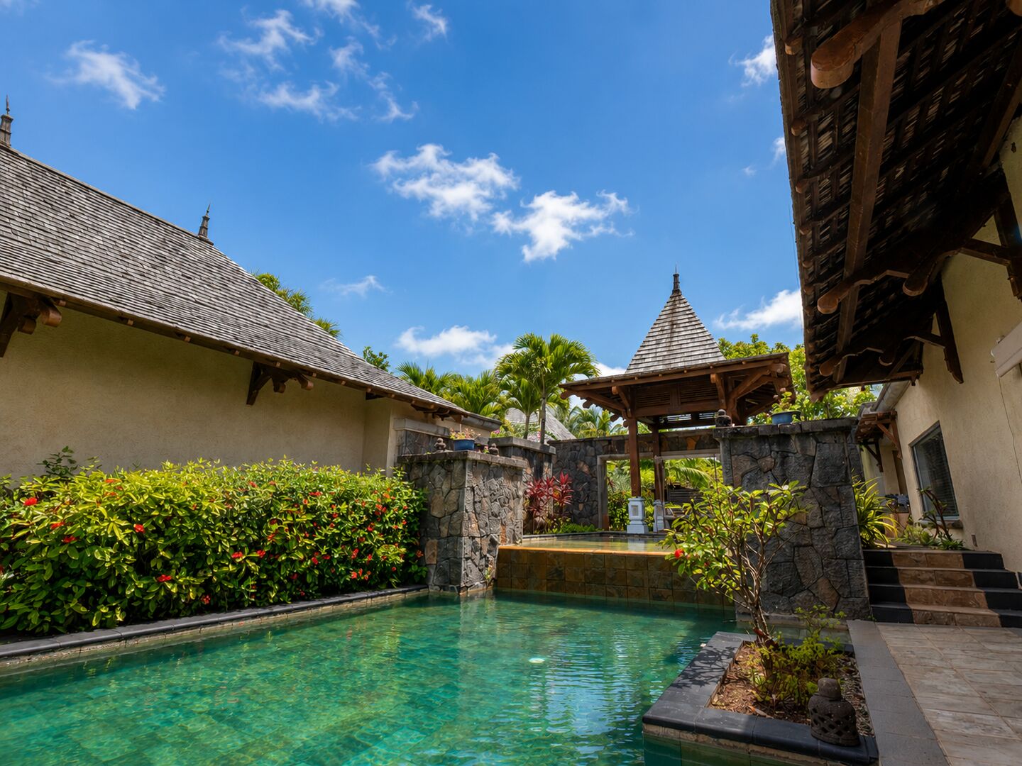 Villa de prestige 3 chambres sur vaste terrain à Bel Ombre