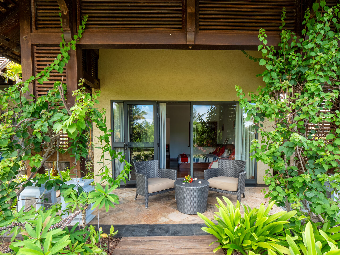 Villa de prestige 3 chambres sur vaste terrain à Bel Ombre
