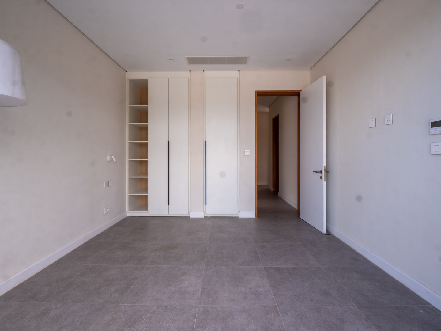 Penthouse 4 chambres en bord de mer à Rivière Noire avec piscine privée