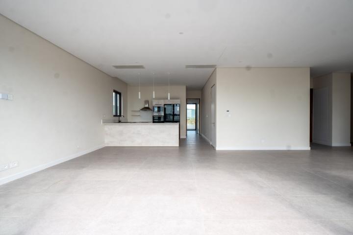 Penthouse 4 chambres en bord de mer à vendre à Rivière Noire avec piscine privée