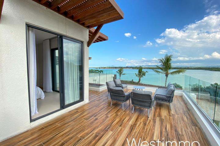 Villa de prestige meublée à louer à Poste Lafayette au bord du lagon