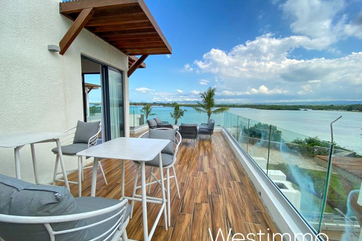 Villa de prestige meublée à louer à Poste Lafayette au bord du lagon