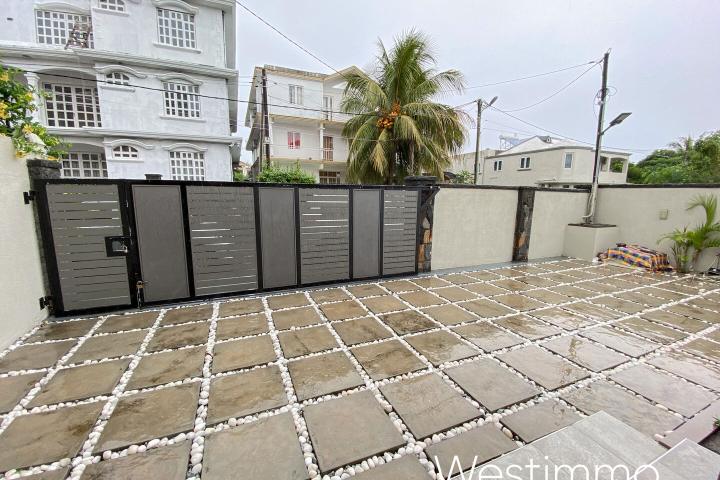 Villa de 3 chambres avec piscine à louer à long terme à Trou aux Biches