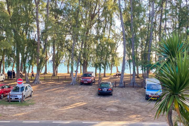 Exclusivité – Maison meublée face à la plage à louer à Flic en Flac