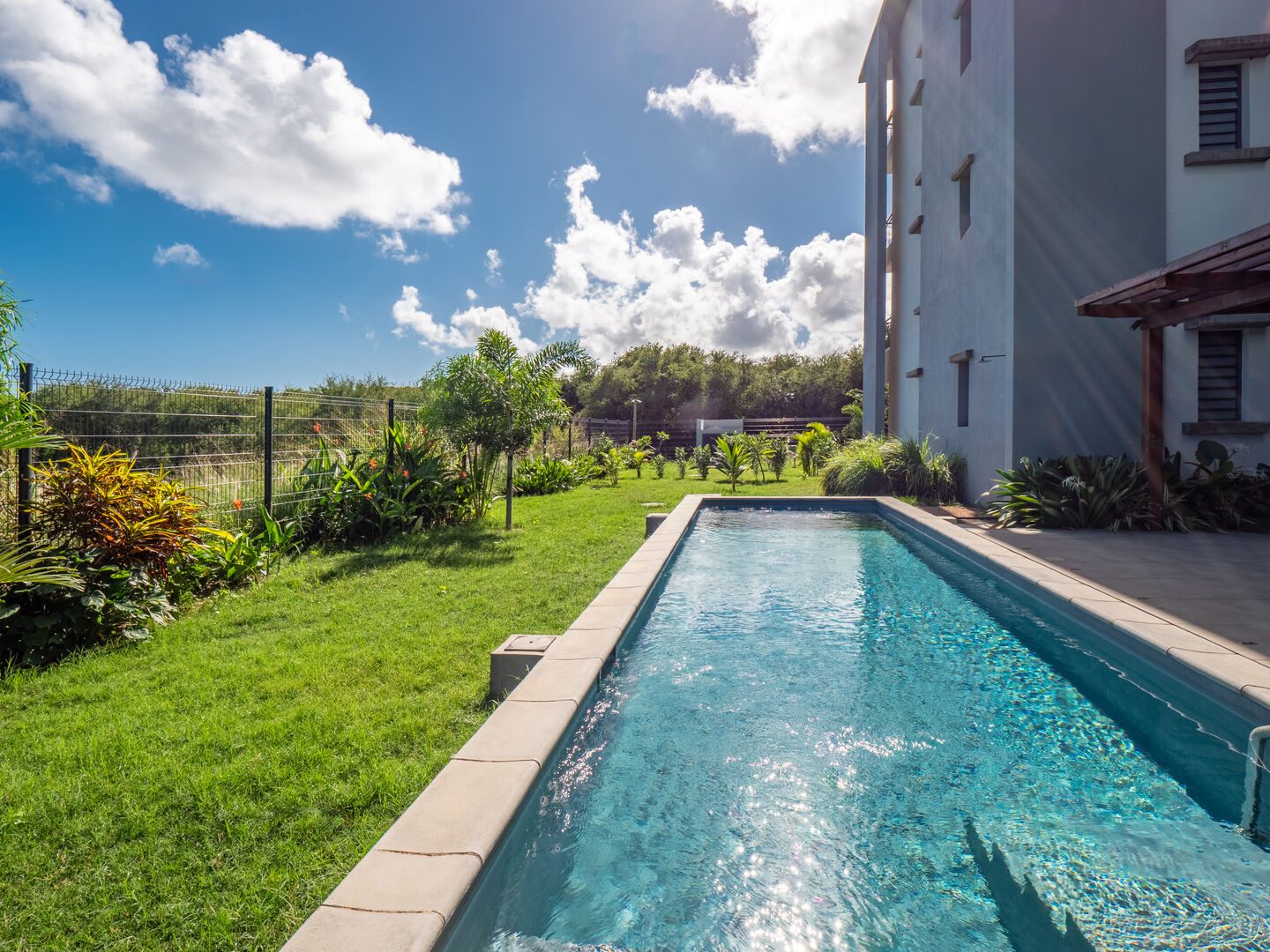 Appartement 2 chambres avec vue dégagée à louer à Cascavelle, Flic en Flac