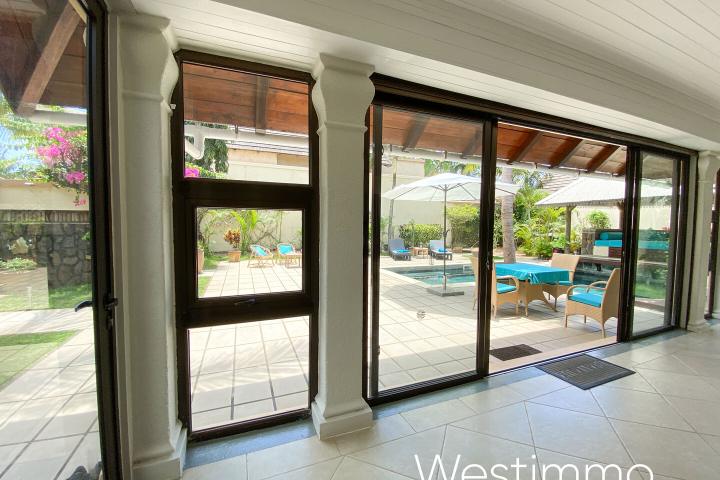 Villa balinaise 3 chambres avec piscine à louer à Pereybère – complexe sécurisé